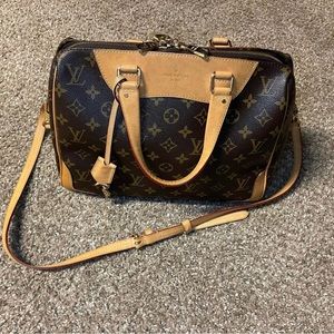 LV Retiro NM, very well taken care of perfect business purse